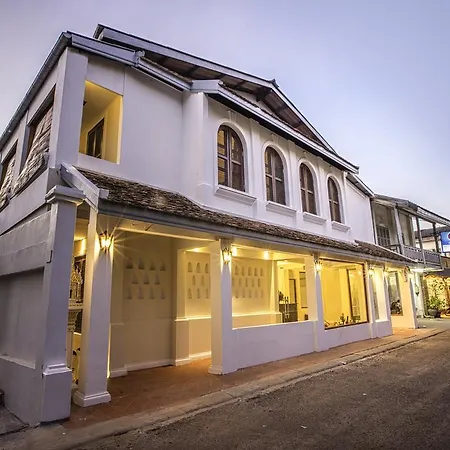 Le Luxe Boutique Hotel-3